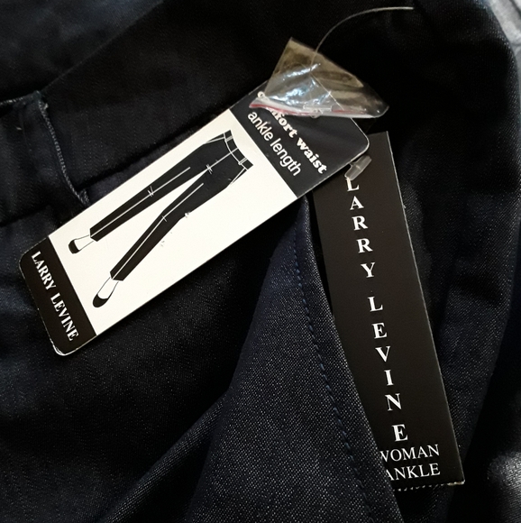 Larry Levine Woman- Comfort Waist Ankle Length Pants. Dark Navy. Size 24W. New! - Picture 6 of 7
